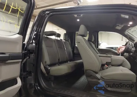 2017 Ford F350 Sd z USA, uszkodzony, nr VIN 1FTHX3B62HED63495